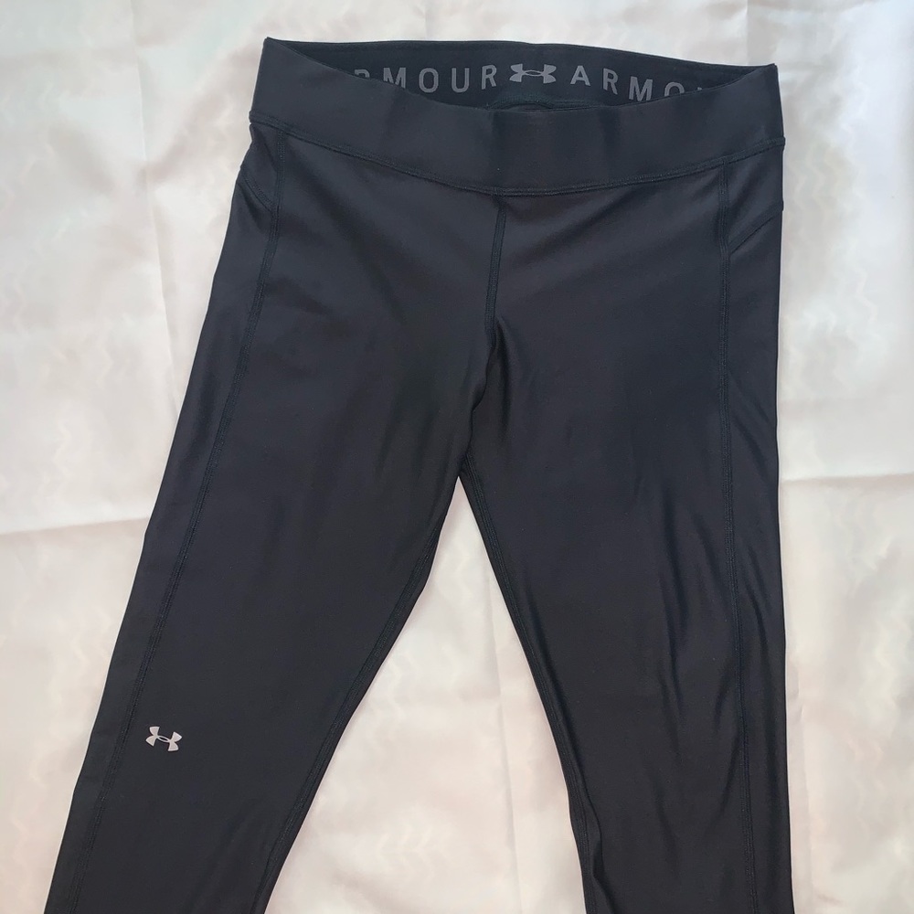 New• Under Armour Ankle Length Athletic Leggings